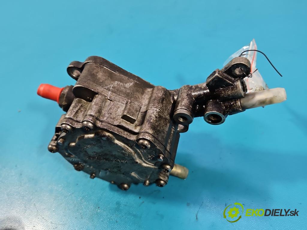 Seat Altea 1.9 tdi 105 HP manual 77 kW 1896 cm3 5- čerpadlo rotačný 038145209C