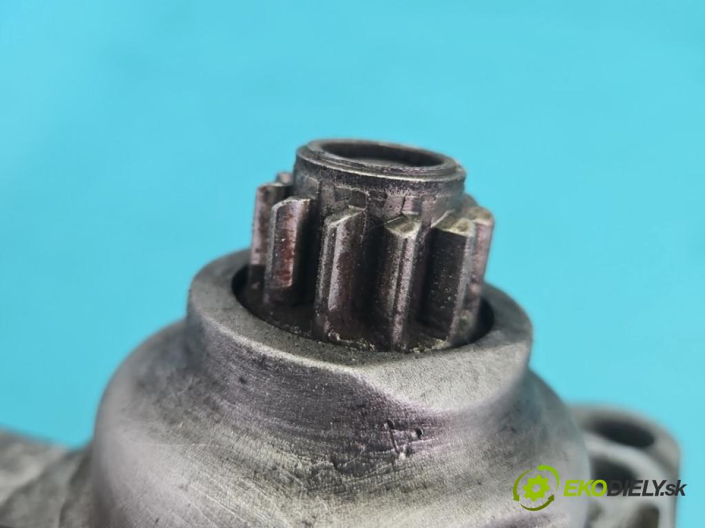 Seat Altea 1.9 tdi 105 hp manual 77 kW 1896 cm3 5- startér: 02Z911023H (Startér)
