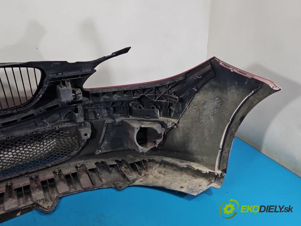 Seat Altea 1.9 tdi 105 hp manual 77 kW 1896 cm3 5- nárazník přední  (Klika dveří ostatní)