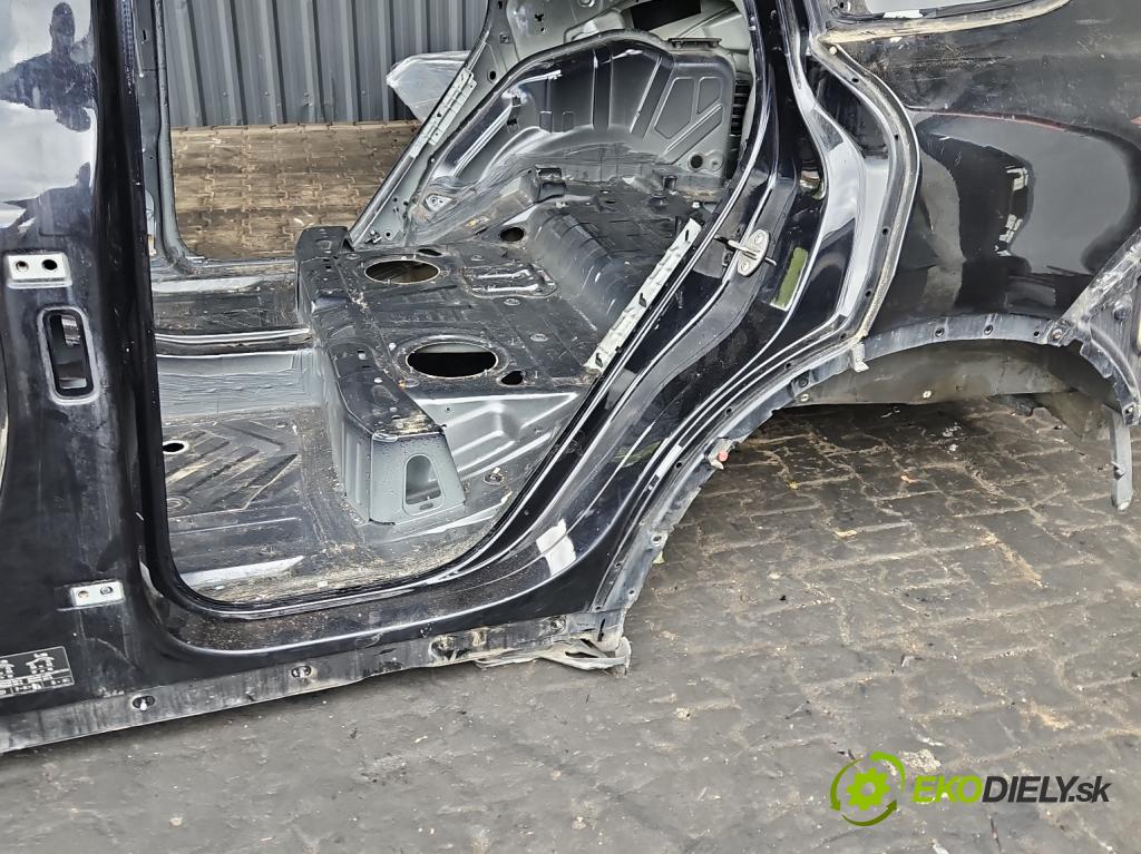 Porsche Cayenne II 2010-2017 3.0d 245KM automatic 180 kW 2967 cm3 5- práh levý  (Karoserie ostatní)