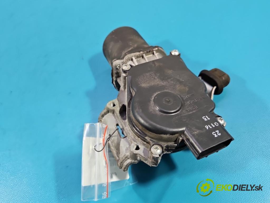 Renault Express 1.5 dci 95 hp manual 70 kW 1461 cm3 5- motor stěračů přední