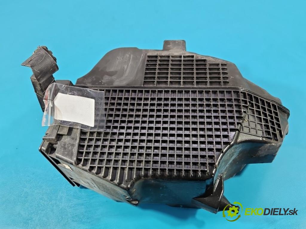 Renault Express 1.5 dci 95 HP manual 70 kW 1461 cm3 5- obal filtra vzduchu 165009775R (Obal vzduchového filtra)
