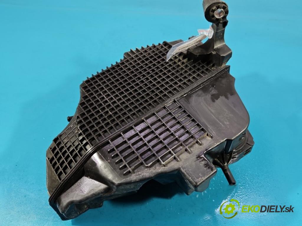 Renault Express 1.5 dci 95 HP manual 70 kW 1461 cm3 5- obal filtra vzduchu 165009775R (Obal vzduchového filtra)