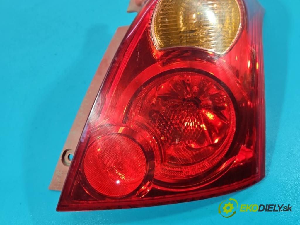 Suzuki Swift Mk6 2005-2010 1.6 16V 125 hp manual 92 kW 1586 cm3 3- světlo zadní pravé blatník: