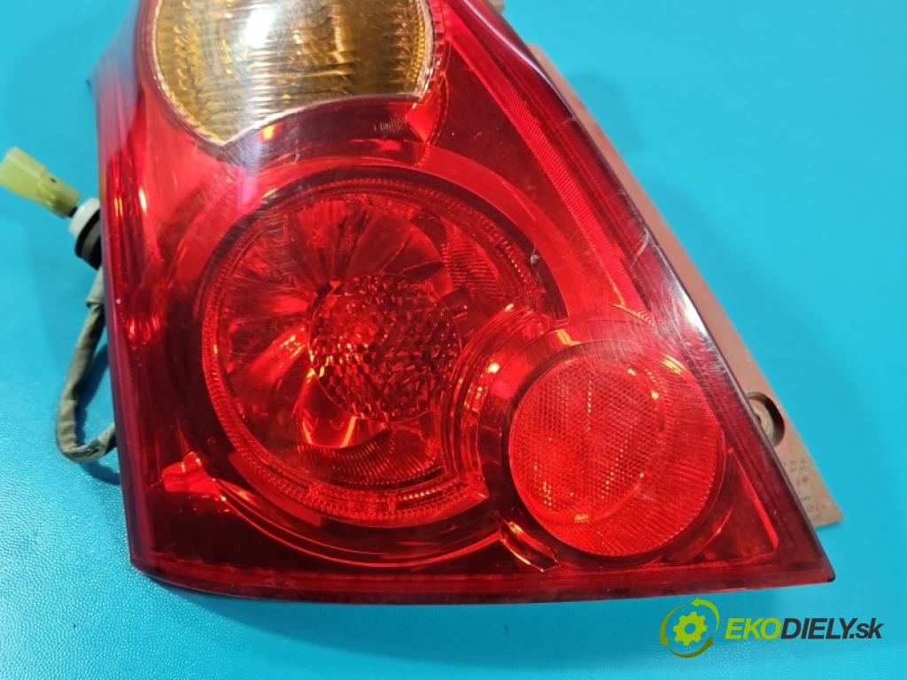 Suzuki Swift Mk6 2005-2010 1.6 16V 125 hp manual 92 kW 1586 cm3 3- světlo zadní levé blatník: