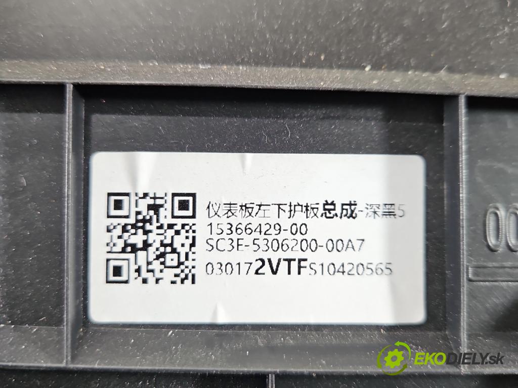 BYD ATTO 2  0.0 177 hp automatic 130 kW  5- kryt plastová SC3E-5306201