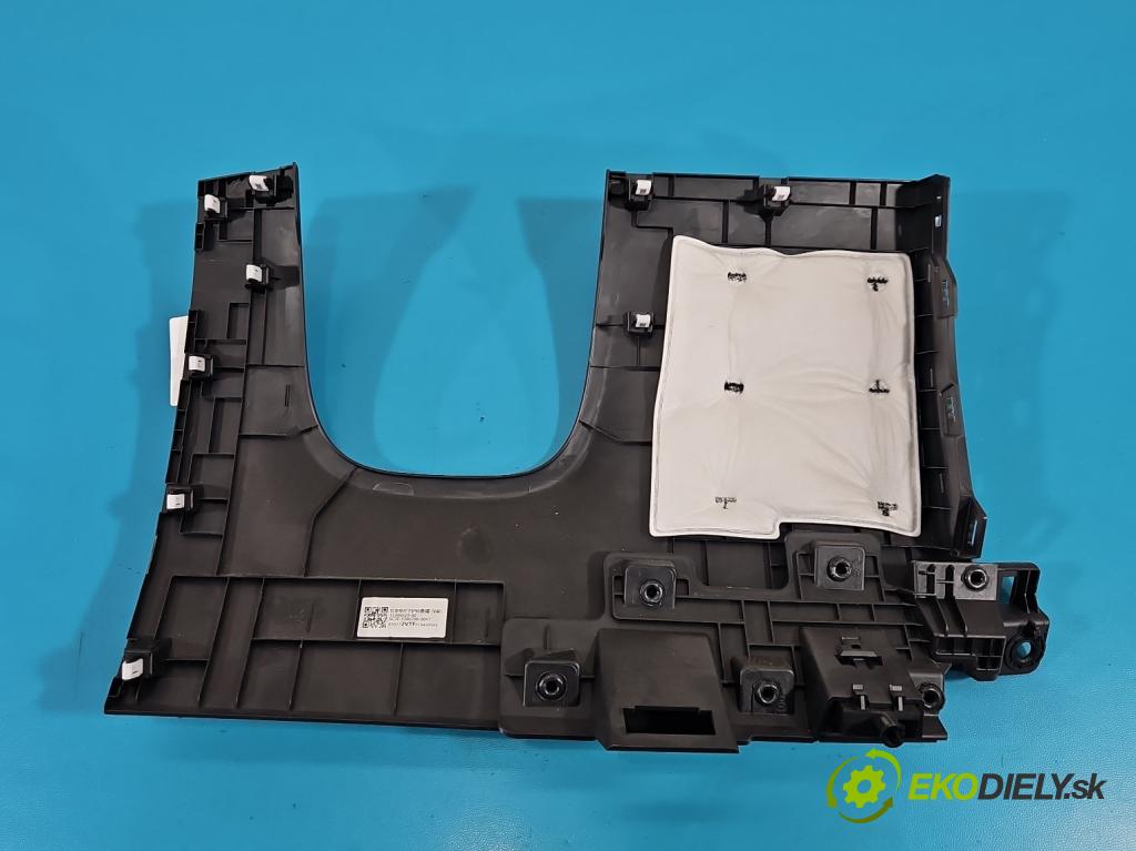 BYD ATTO 2  0.0 177 hp automatic 130 kW  5- kryt plastová SC3E-5306201