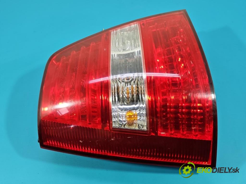 Kia Sorento I 2003-2009 3.3 V6 247HP automatic 182 kW 3342 cm3 5- svetlo / reflektor zadné ľavé blatník