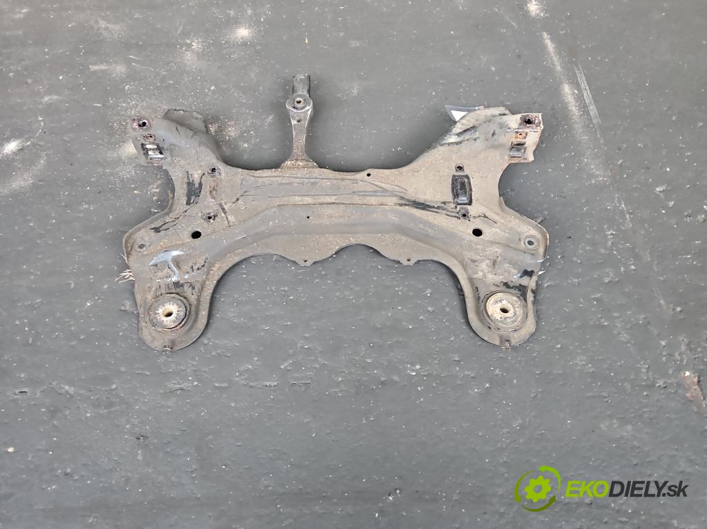 Seat Leon I 1999-2005 1.6 8V 101 HP manual 74 kW 1595 cm3 5- výstuha motora 