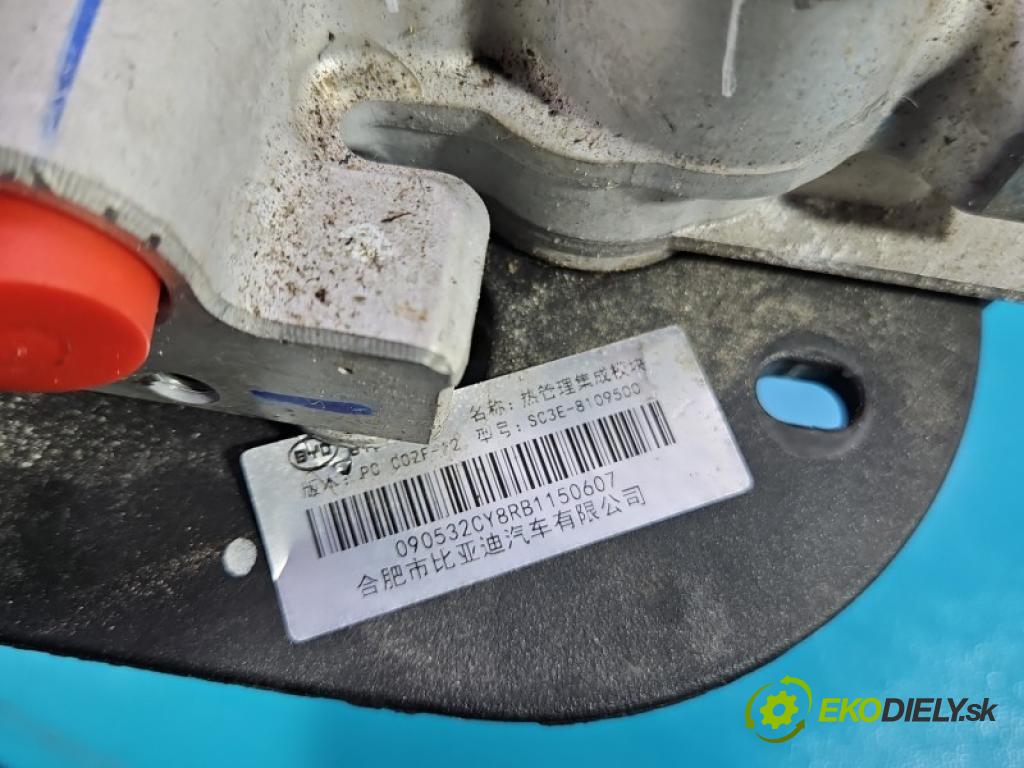 BYD ATTO 2 0.0 177 hp automatic 130 kW  5- Distributor: SC2EW-8109213