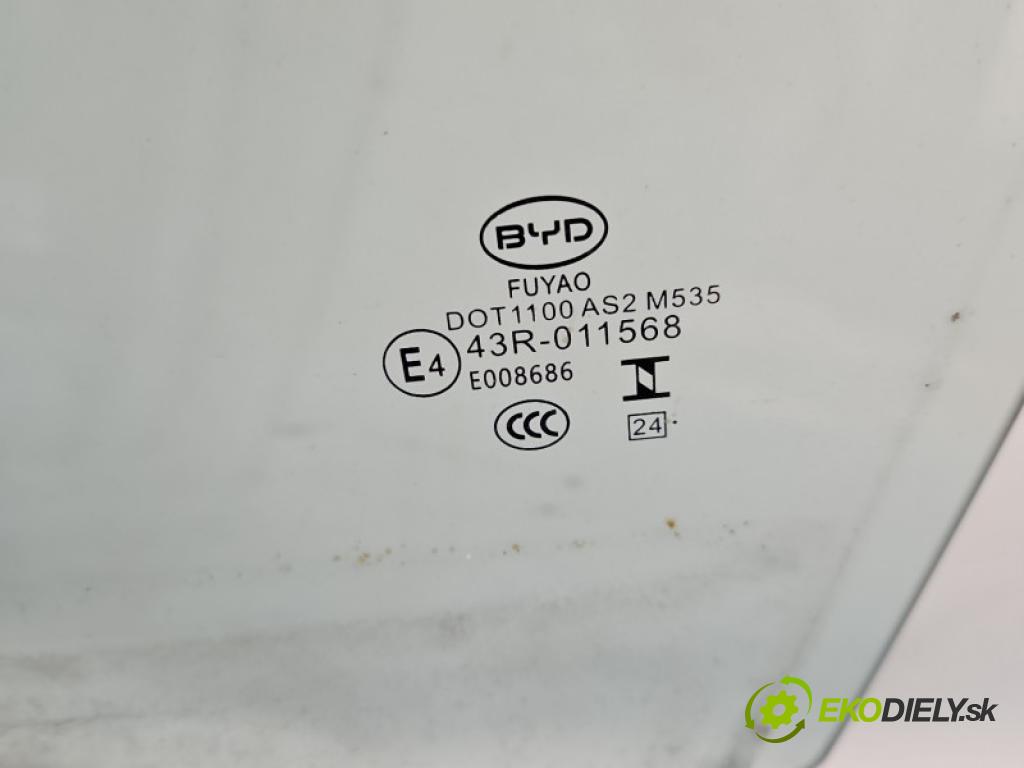 BYD ATTO 2 0.0 177 hp automatic 130 kW  5- sklo dveře přední levé