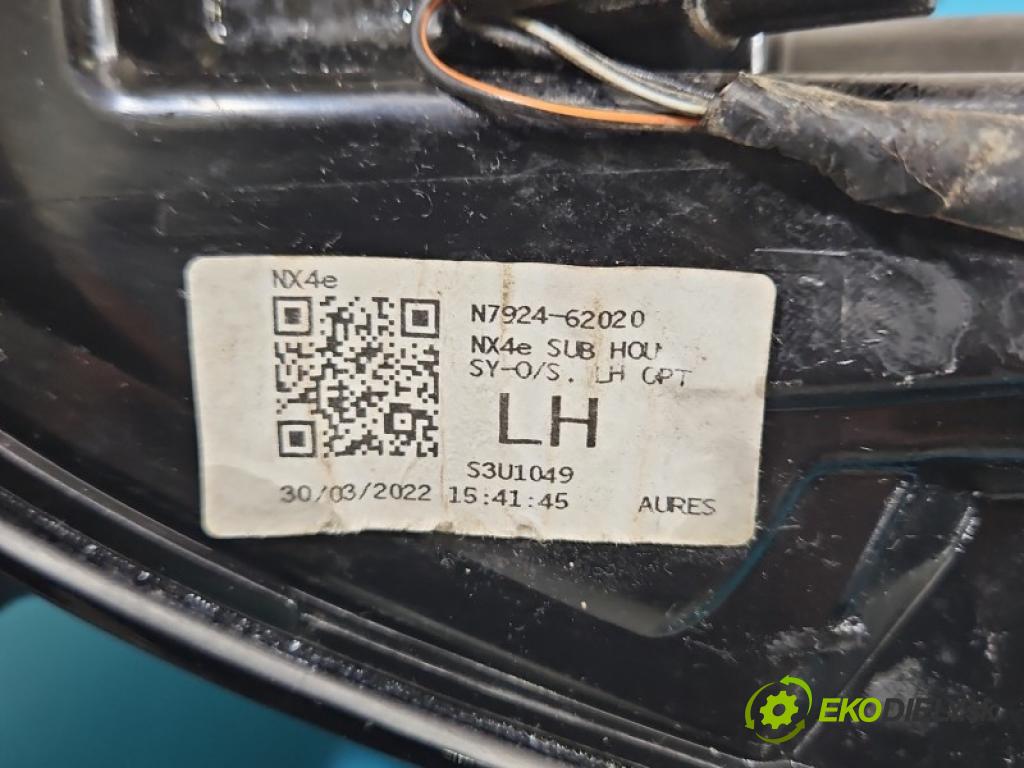 Hyundai Tucson IV 2020- 1.6 T-GDI: 150 HP manual 110.1 kW 1598 cm3 5- svetlo / reflektor zadné ľavé blatník 92401N700