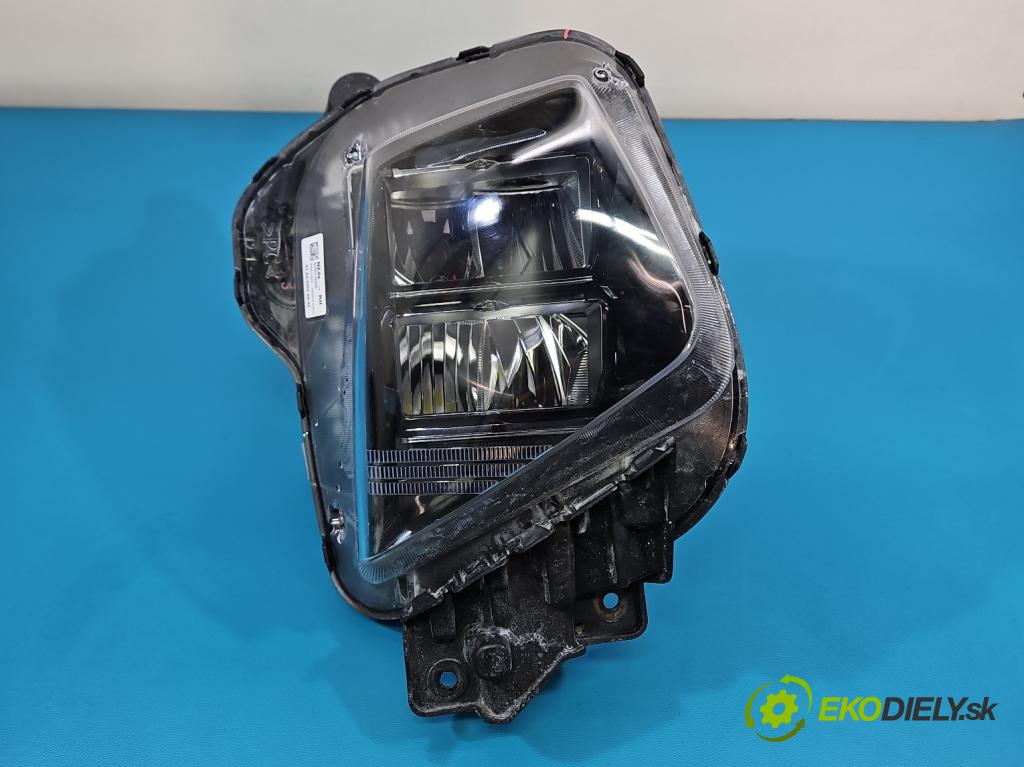 Hyundai Tucson IV 2020- 1.6 T-GDI 150 hp manual 110.1 kW 1598 cm3 5- světlo pravý 92102-N7XXX (Pravé přední světlo)