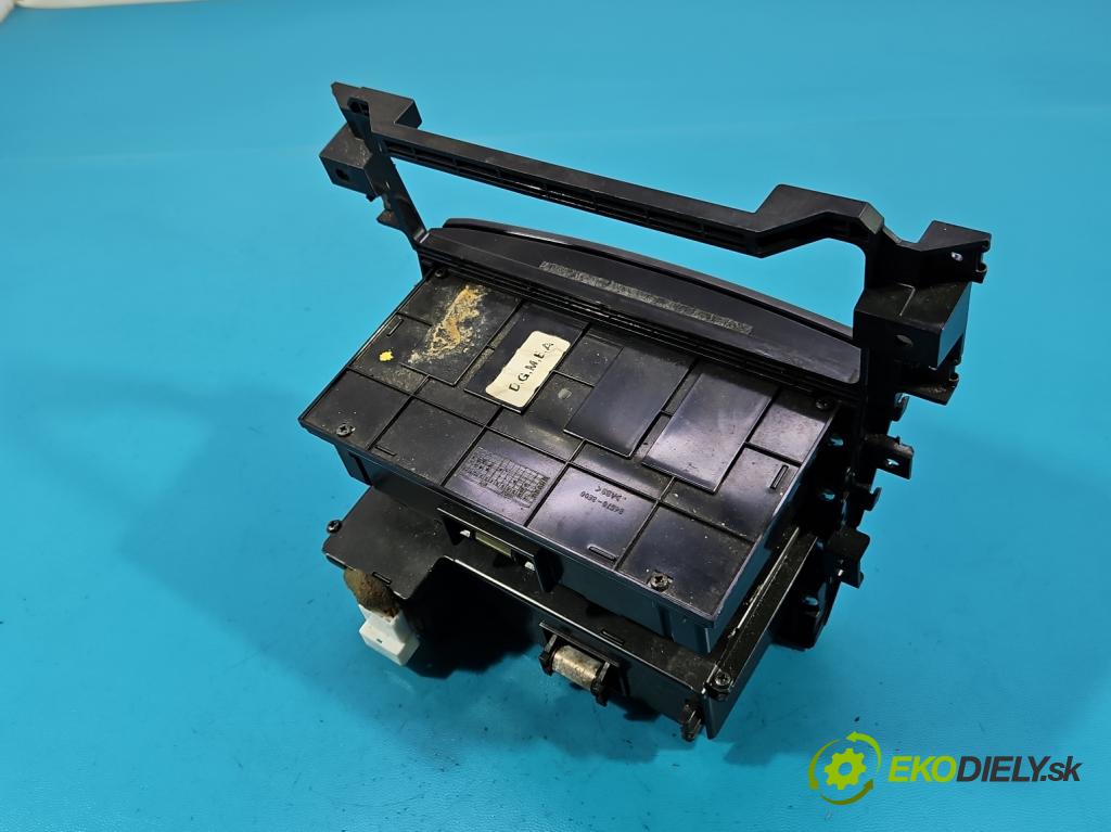 Kia Sorento I 2003-2009 3.3 V6 automatic 182 kW 3342 cm3 5- kastlík 84570-3E00