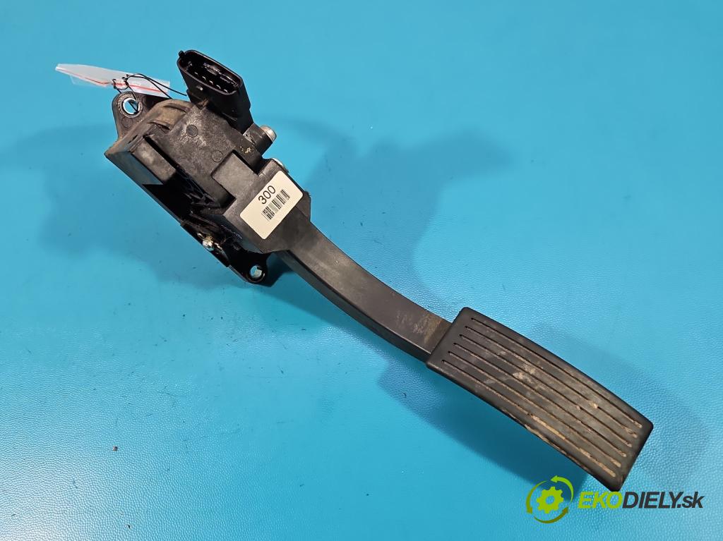 Kia Sorento I 2003-2009 3.3 V6 automatic 182 kW 3342 cm3 5- pedal plyn potenciometr: DA4D057-3E400