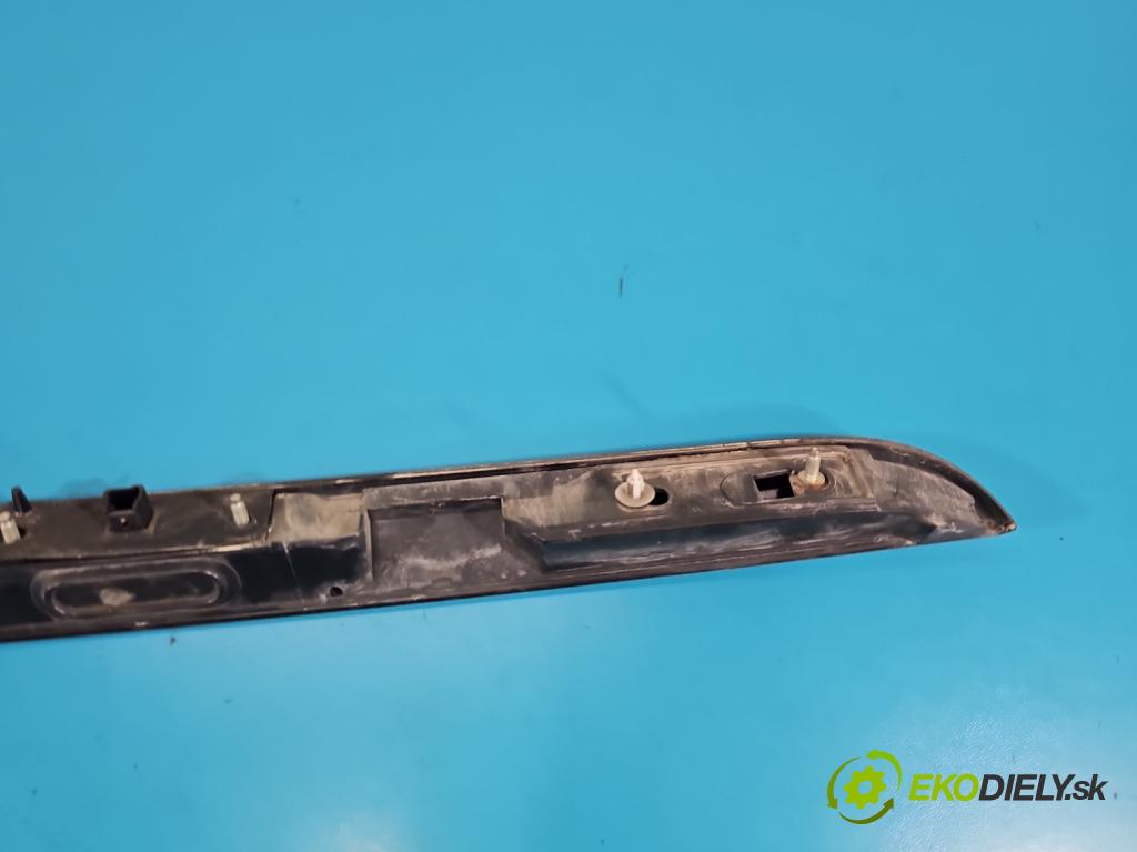 Citroen Xsara Picasso 2.0 hdi 90 hp manual 66 kW 1997 cm3 5- klika kufrových dveří zadní 9635595877
