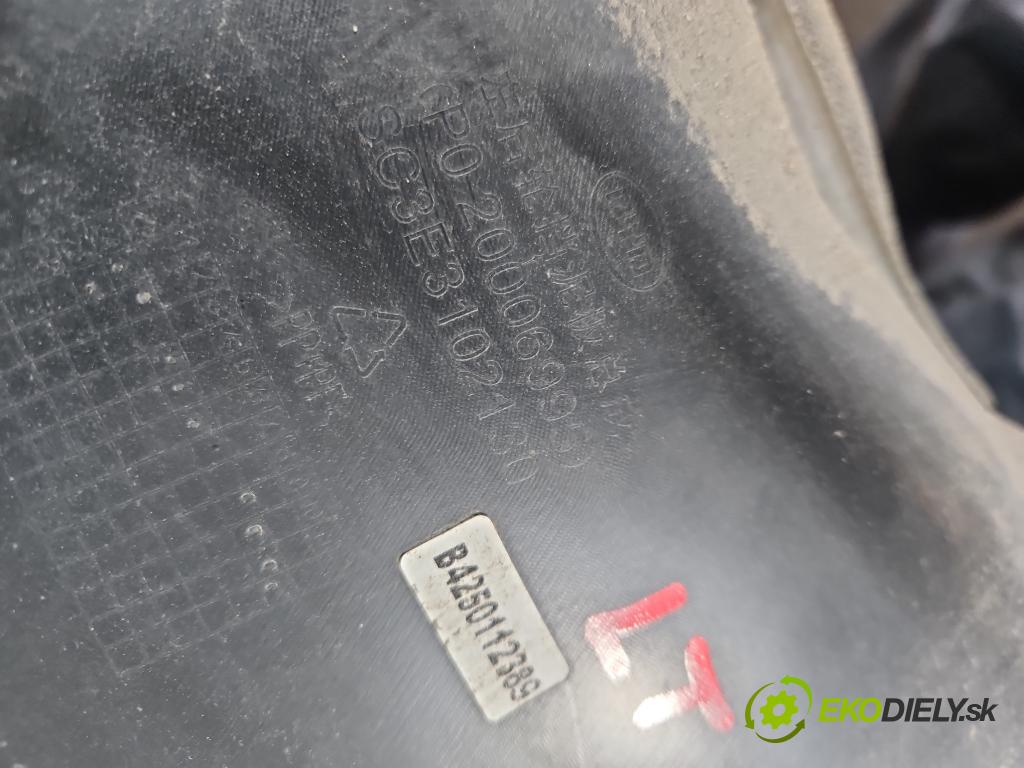 BYD ATTO 2  0.0 177 hp automatic 130 kW  5- blatník: zadní levé