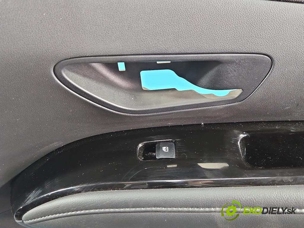 Hyundai Tucson IV 2020- 1.6 T-GDI: 150 HP manual 110.1 kW 1598 cm3 5- Čalounictví: dvere predné pravé 82302-N7021