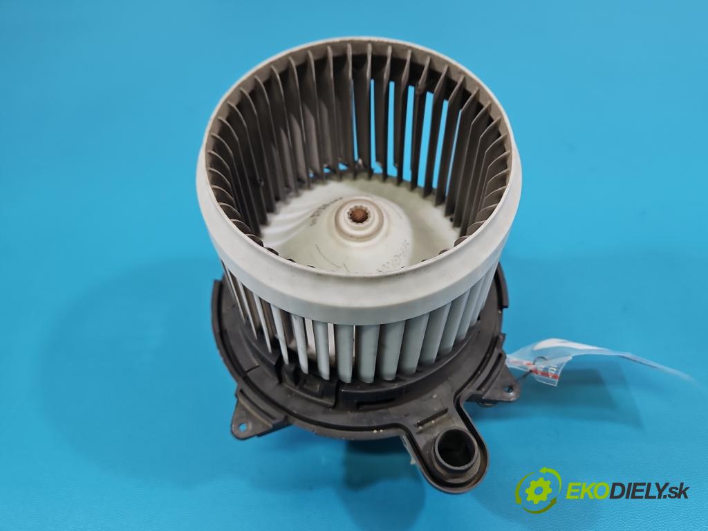 Renault Express 1.5 dci 95 hp manual 70 kW 1461 cm3 5- ventilátor vzduchu 5P3730100