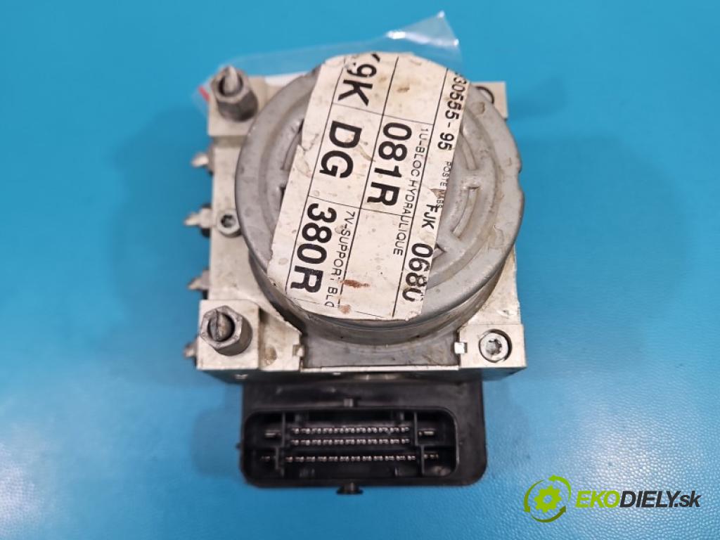 Renault Express 1.5 dci 95 HP manual 70 kW 1461 cm3 5- čerpadlo abs 100917-14393 (Pumpa ABS)