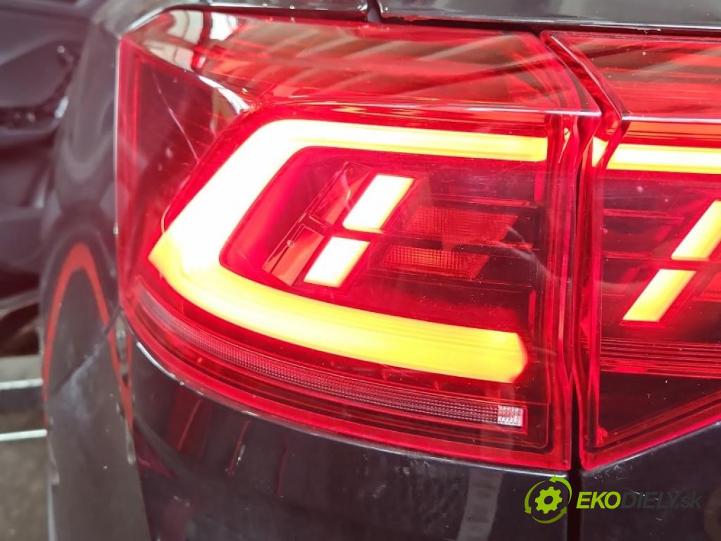 Vw T-Roc 2017-2025 2.0 TFSI 300 hp automatic 221 kW 1984 cm3 5- světlo zadní levé blatník: 2GA945207B