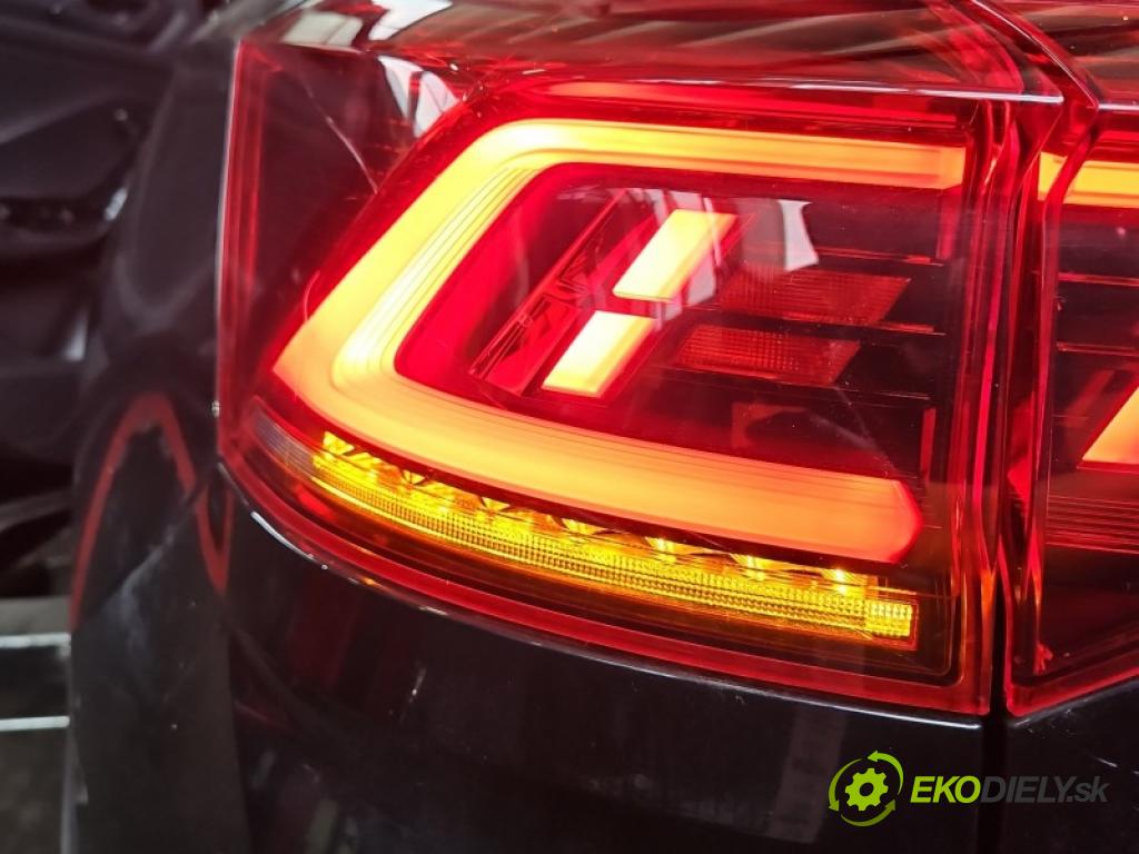 Vw T-Roc 2017-2025 2.0 TFSI 300 hp automatic 221 kW 1984 cm3 5- světlo zadní levé blatník: 2GA945207B