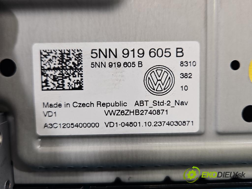 Vw T-Roc 2017-2025 2.0 TFSI 300 HP automatic 221 kW 1984 cm3 5- Radio originál 5NN919605B