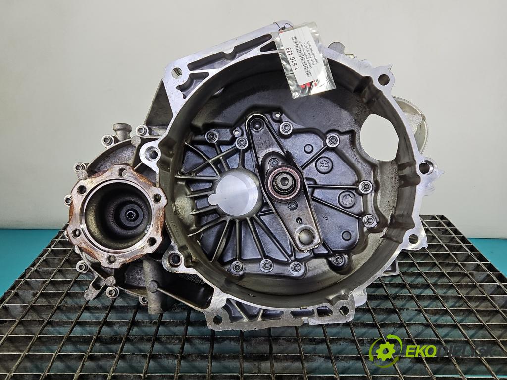 Skoda Fabia IV 2021- 1.0 tsi 110 hp manual 81 kW 999 cm3 5- převodovka stupňová manual UHC