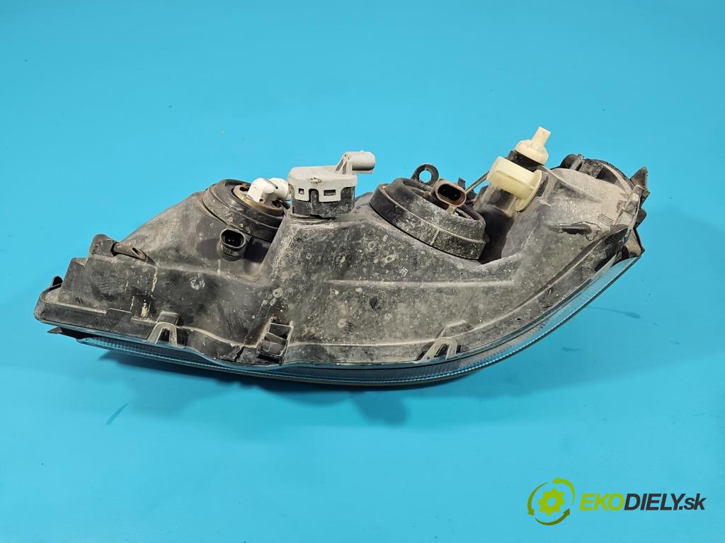 Opel Astra II 1998-2009 1.6 8V 75 HP automatic 55 kW 1598 cm3 5- Reflektor: pravý 90520878 (Svetlo predné pravé)
