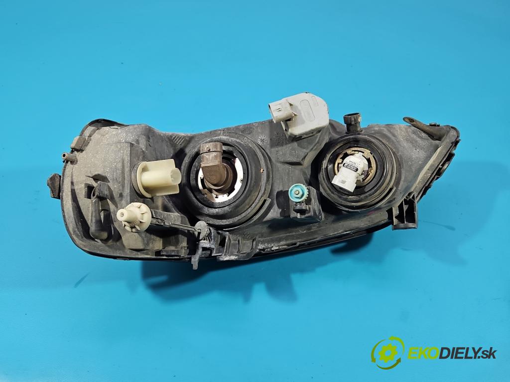 Opel Astra II 1998-2009 1.6 8V 75 HP automatic 55 kW 1598 cm3 5- Reflektor: pravý 90520878 (Svetlo predné pravé)
