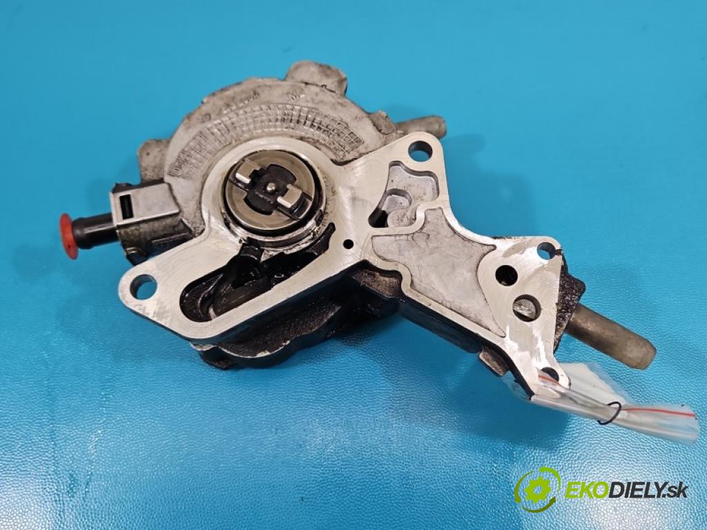 Skoda Octavia II 2004-2013 1.9 tdi 105 hp manual 77 kW 1896 cm3 5- čerpadlo vákuum 038145209H