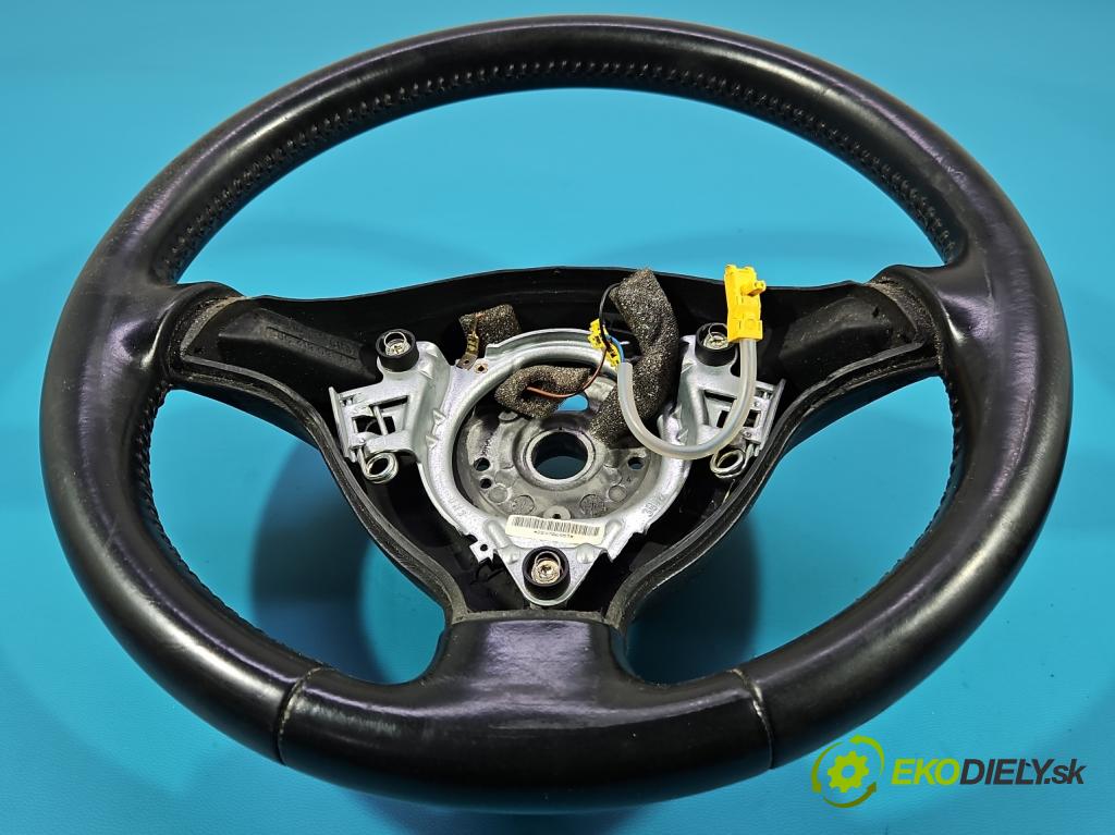 Vw Golf IV 1997-2003 1.6b 105 hp manual 77 kW 1598 cm3 5- volant  (Volant)