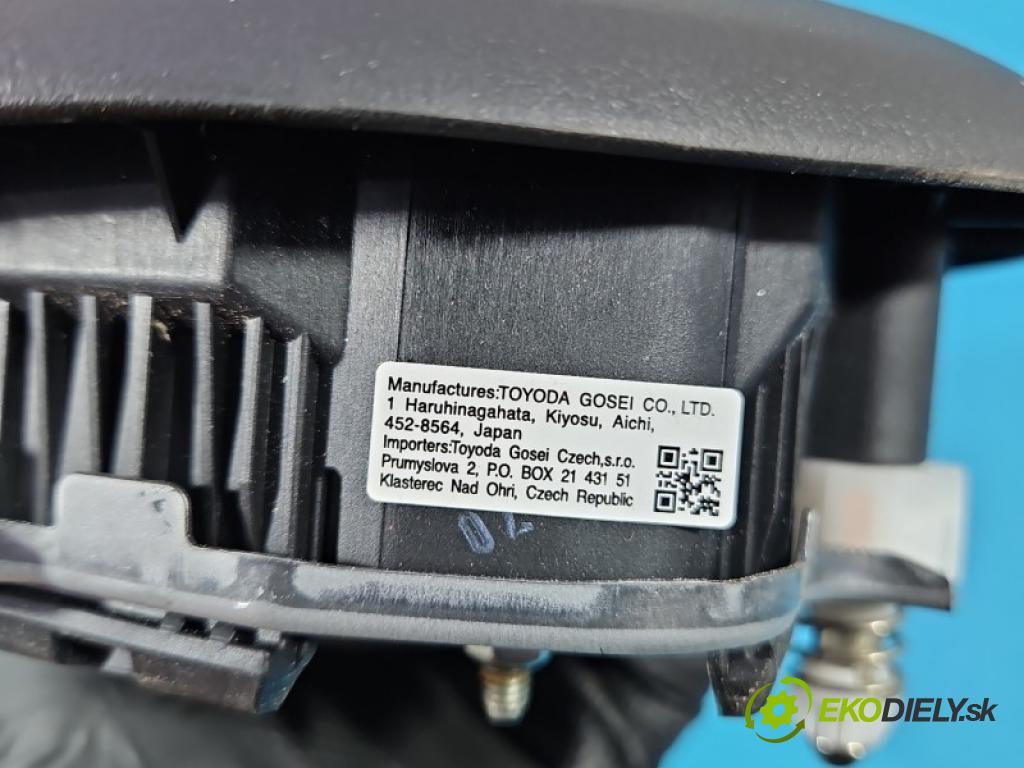 Suzuki SX4 S-Cross 2013-2021 1.4 T 140 HP automatic 103 kW 1373 cm3 5- airbag vzduch: Řidiči: 48150-61M11 (Airbag)