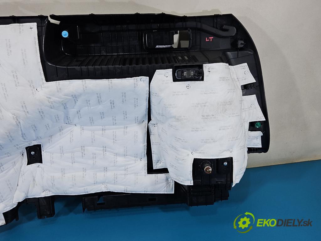 Hyundai Tucson IV 2020- 1.6 T-GDI: 150 HP manual 110.1 kW 1598 cm3 5- Čalounictví: kufra: ľavé