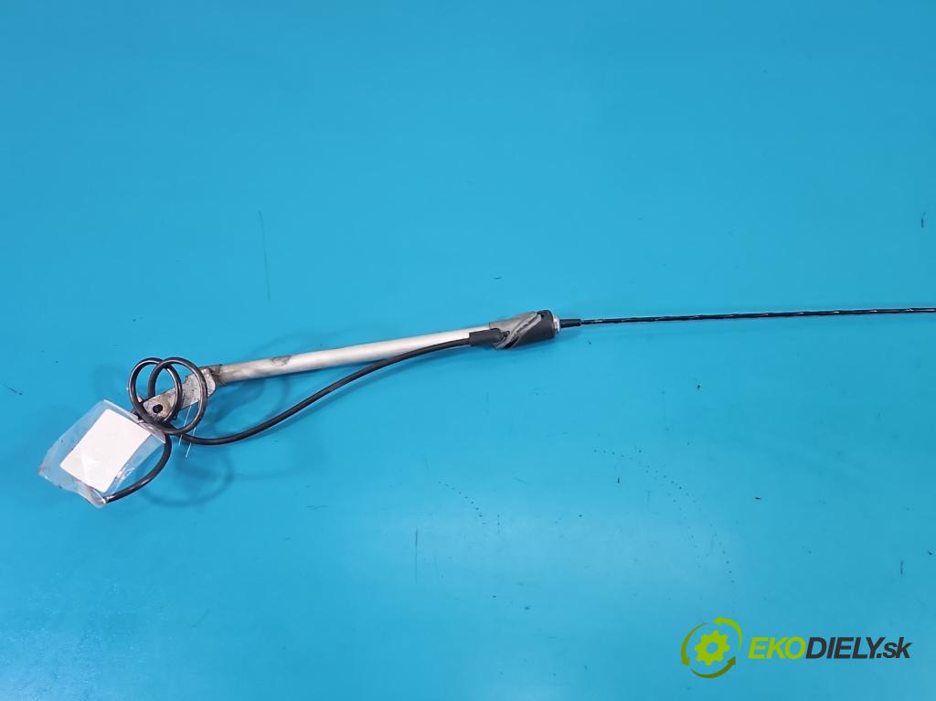 Kia Sorento I 2003-2009 3.3 V6 automatic 182 kW 3342 cm3 5- Antena