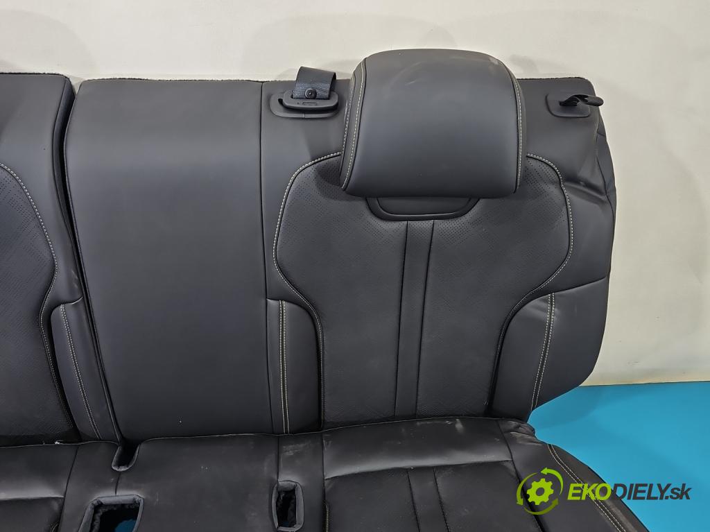 BYD ATTO 2  0.0 177 hp automatic 130 kW  5- Pohovka: zadní  (Sedadlo)