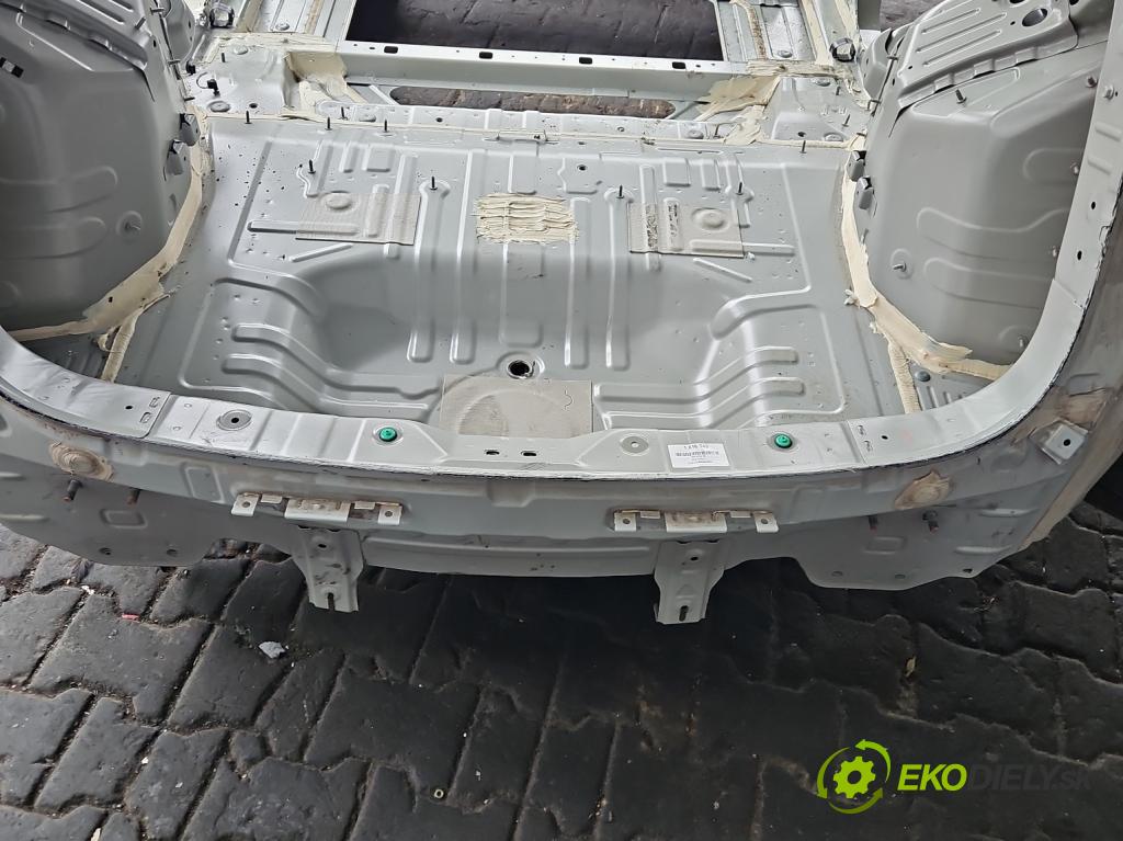 BYD ATTO 2  0.0 177 hp automatic 130 kW  5- stěna zadní 