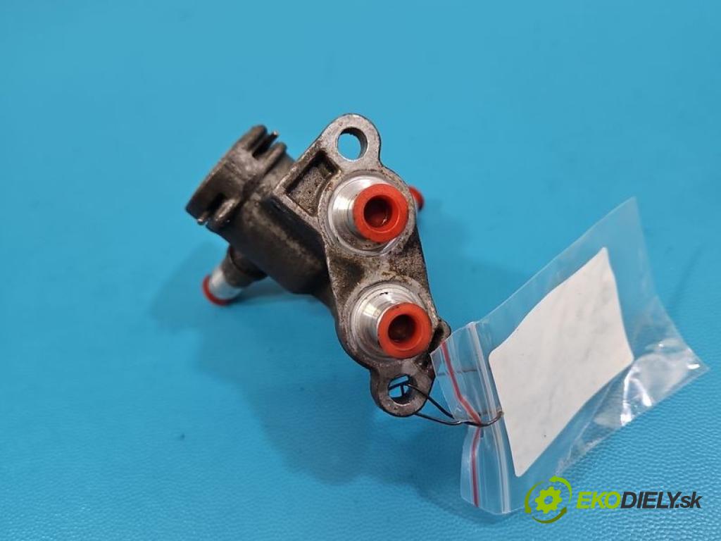 Volvo S60 II 2010-2018 2.5 T5 250 HP automatic 184 kW 2497 cm3 4- obal 31293739
