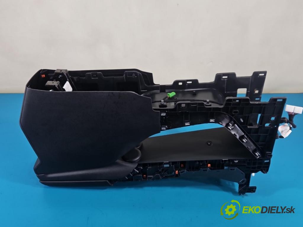 BYD ATTO 2 0.0 177 HP automatic 130 kW  5- operadlo SC3E-5305030 (Lakťová opierka)