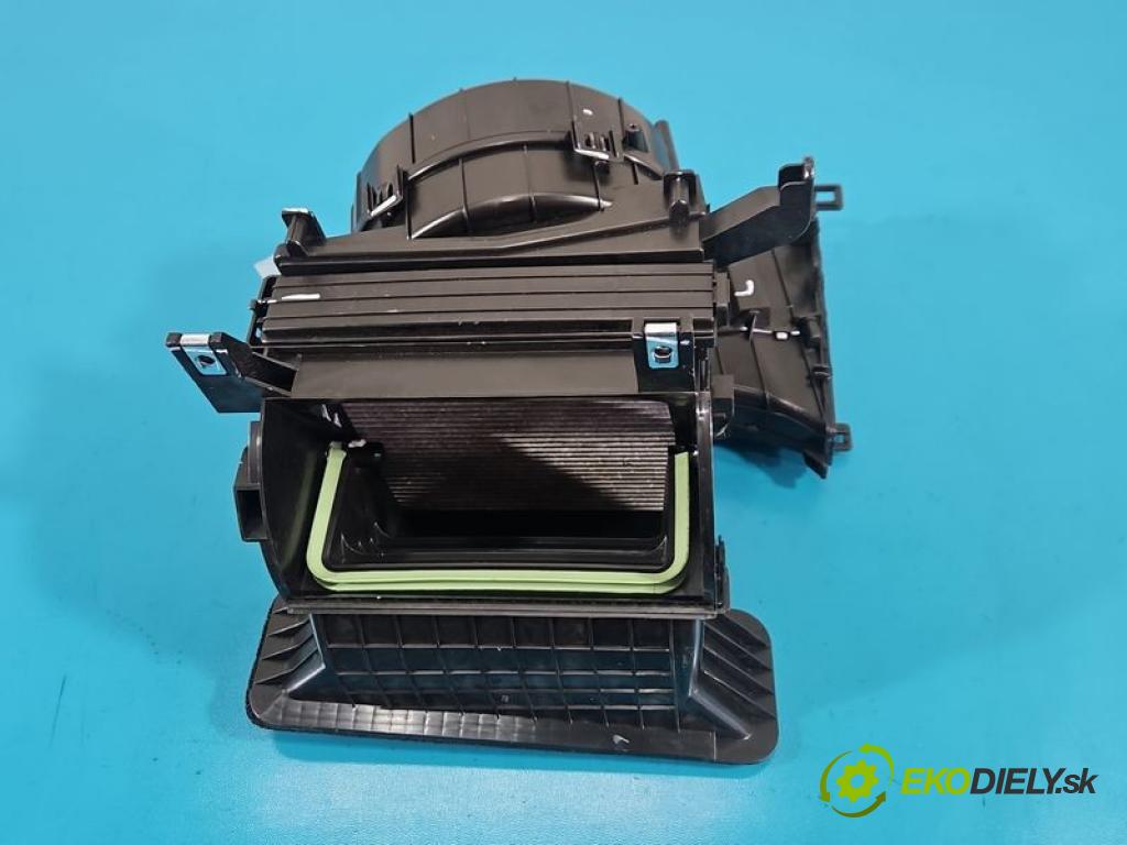 BYD ATTO 2 0.0 177 HP automatic 130 kW 5- obal EM2E-8100213-4