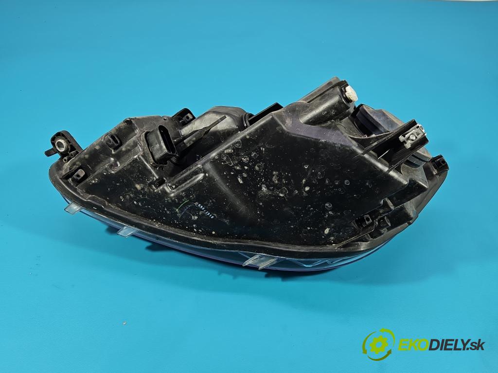 Vw Caddy III 2K 2003-2020 1.6 tdi 75 HP manual 55 kW 1598 cm3 5- Reflektor: pravý  (Svetlo predné pravé)