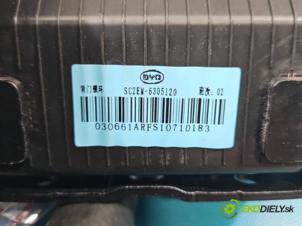BYD ATTO 2 0.0 177 HP automatic 130 kW 5- zámok kufrové dvere zadné SC2EM-6305120