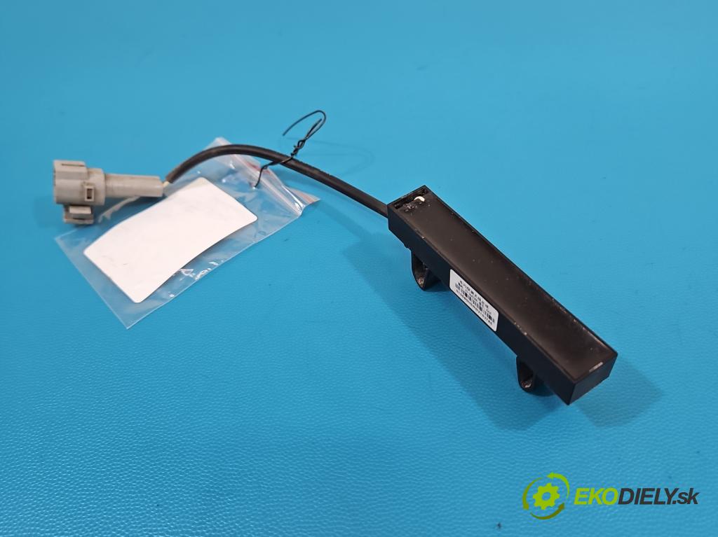 BYD ATTO 2  0.0 177 HP automatic 130 kW  5- Antena G3-3642300