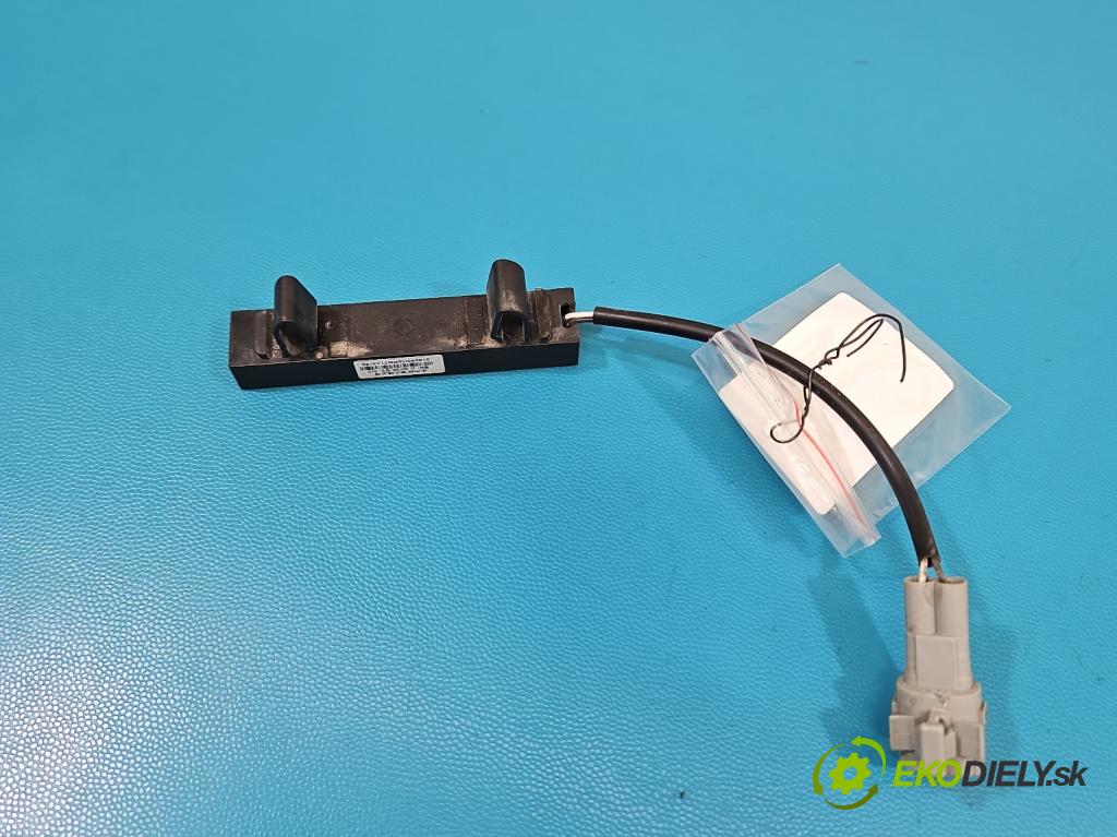 BYD ATTO 2  0.0 177 hp automatic 130 kW  5- Antena G3-3642300