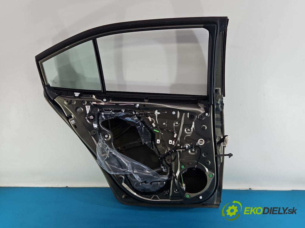 Toyota Corolla E21 2019- 1.6 16V 132  HP manual 97 kW 1598 cm3 4- dvere zadné ľavé  (Kľučka dverí ostatné)