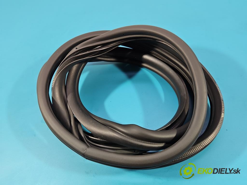 Hyundai Tucson IV 2020- 1.6 T-GDI: 150 HP manual 110.1 kW 1598 cm3 5- Těsnění: dvere predné pravé