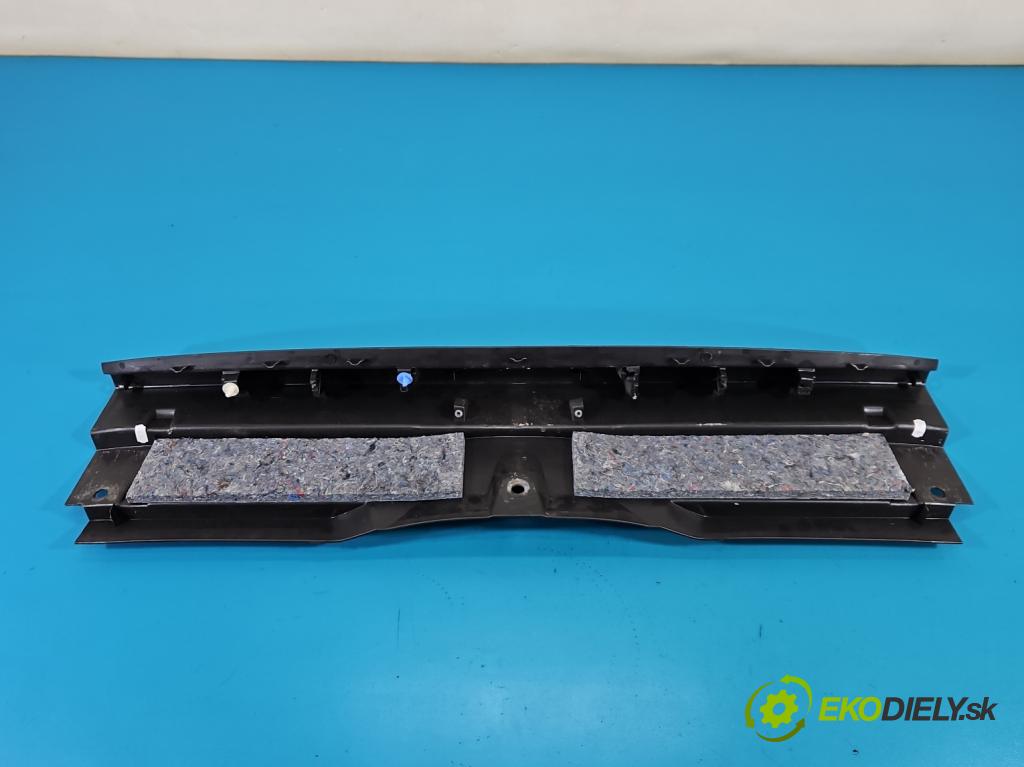 Opel Grandland 2017–2024 1.2 T 131 HP manual 96 kW 1199 cm3 5- kryt plast P00019277