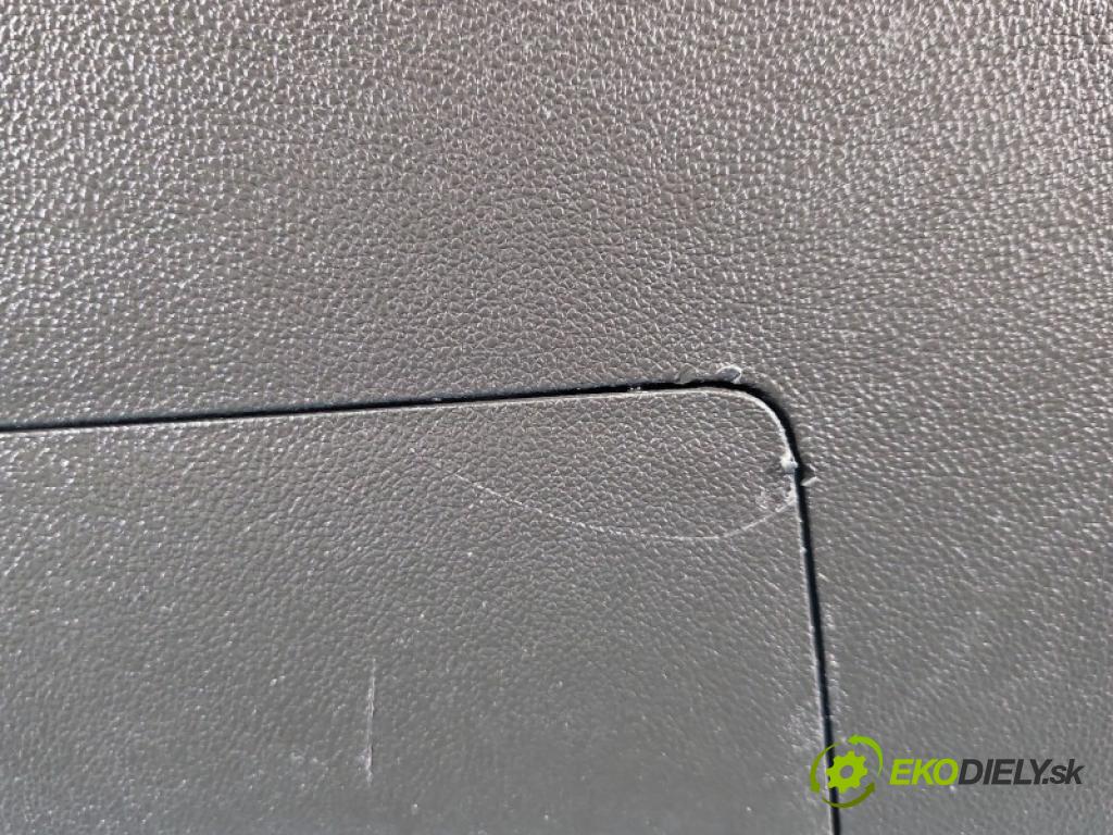 Opel Grandland 2017–2024 1.2 T 131 HP manual 96 kW 1199 cm3 5- operadlo 20050643 (Lakťová opierka)