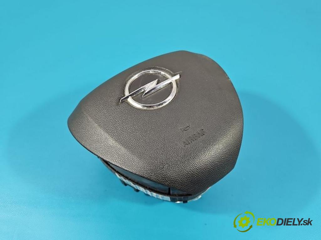 Opel Grandland 2017–2024 1.2 T 131 HP manual 96 kW 1199 cm3 5- airbag vzduch: Řidiči: 34230169D (Airbag)