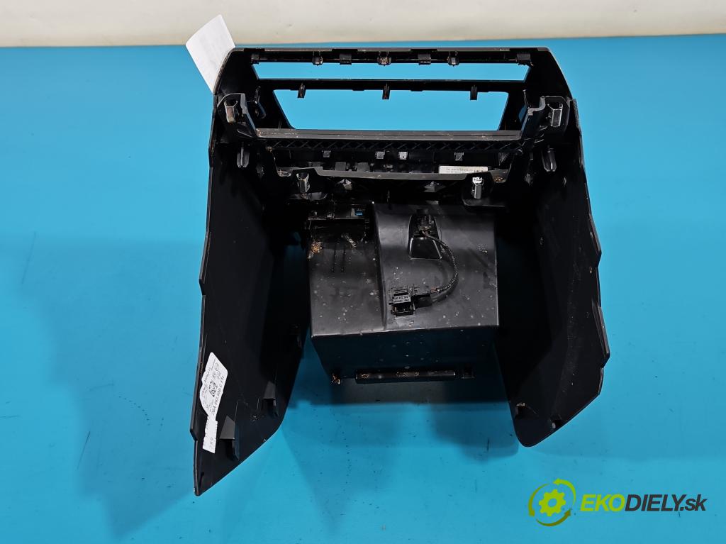 Vw T-Roc 2017-2025 2.0 TFSI 300 HP automatic 221 kW 1984 cm3 5- kryt plast 2GA863042B